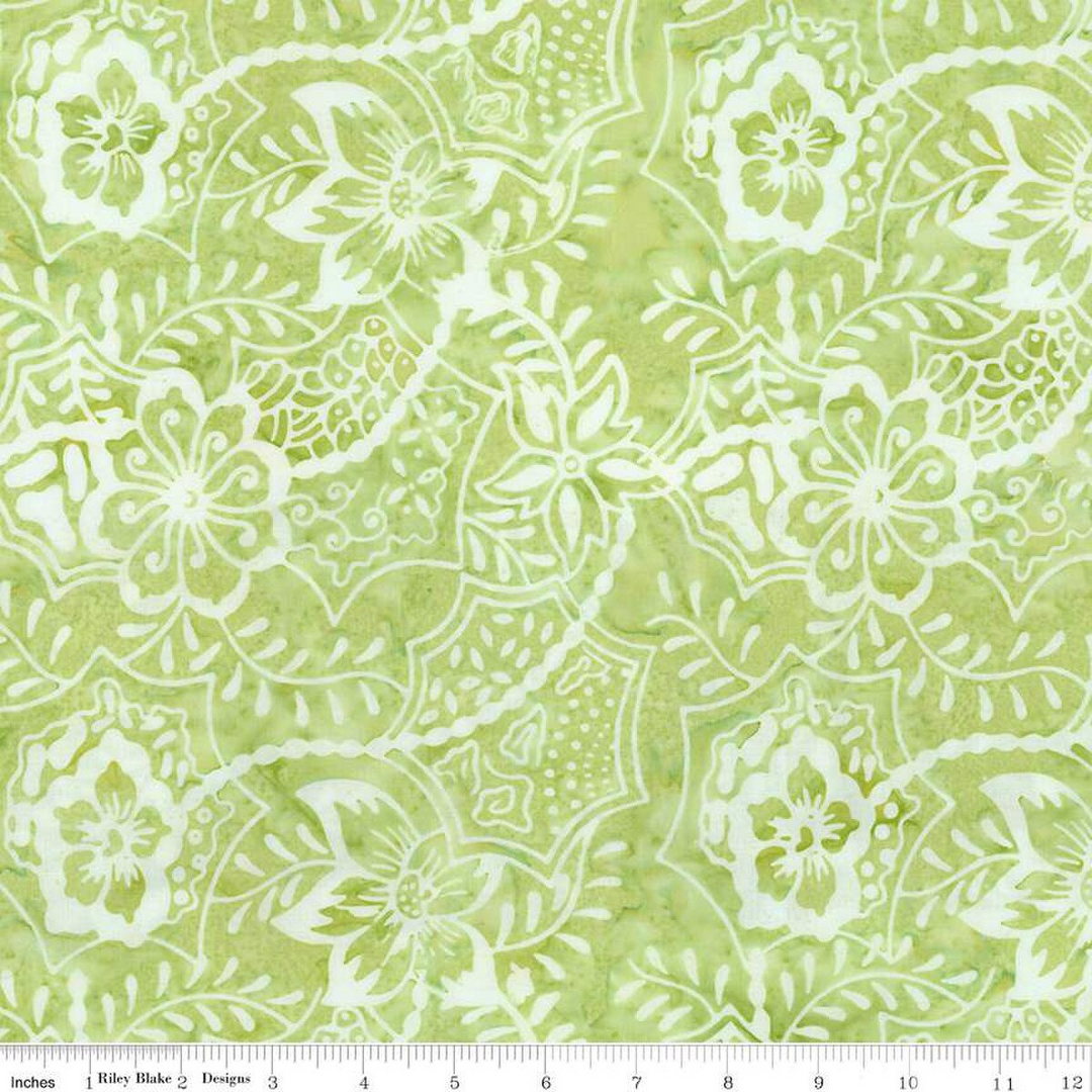 Expressions Batiks Garden Fresh: PALE LIME Fabric (1/2 yd)