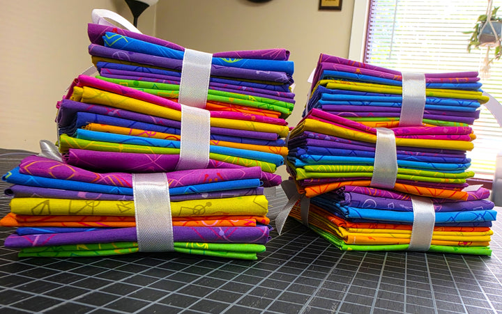 Deco Glo II Fat Quarter Bundle By Giucy Giuce