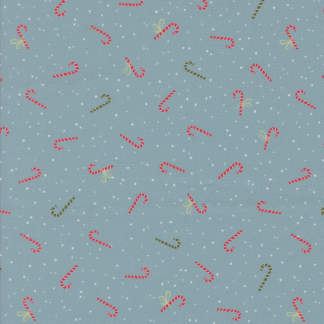 PURRFECT CHRISTMAS 2.5-Inch Jelly Roll Precuts
