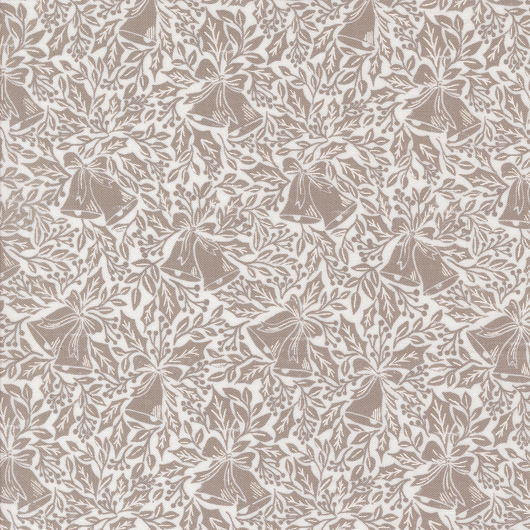 BERRY AND PINE 5-Inch Charm Pack Precuts by Lella Boutique