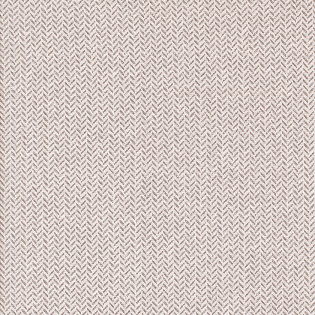 BERRY AND PINE 2.5-Inch Jelly Roll Precuts by Lella Boutique