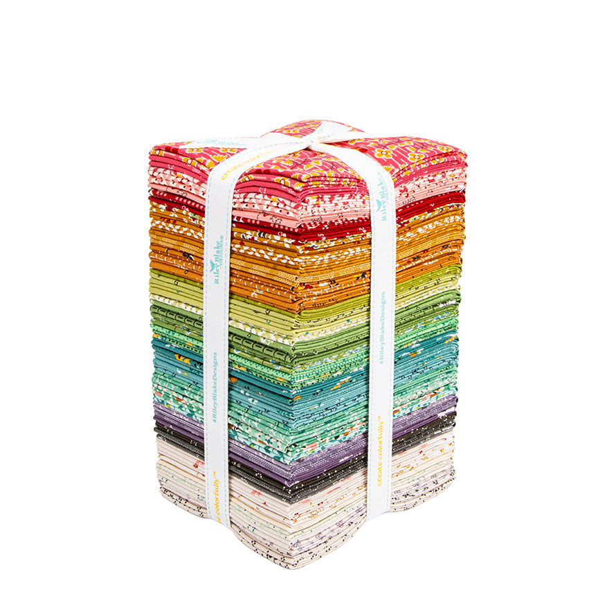 HONEY BEE GARDEN Quilt Kit with Complete Fat Quarter Bundle and Sew Simple Shapes  by Lori Holt