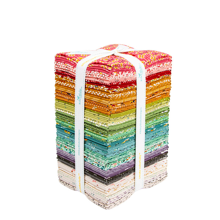 HONEY BEE GARDEN Quilt Kit with Complete Fat Quarter Bundle and Sew Simple Shapes  by Lori Holt