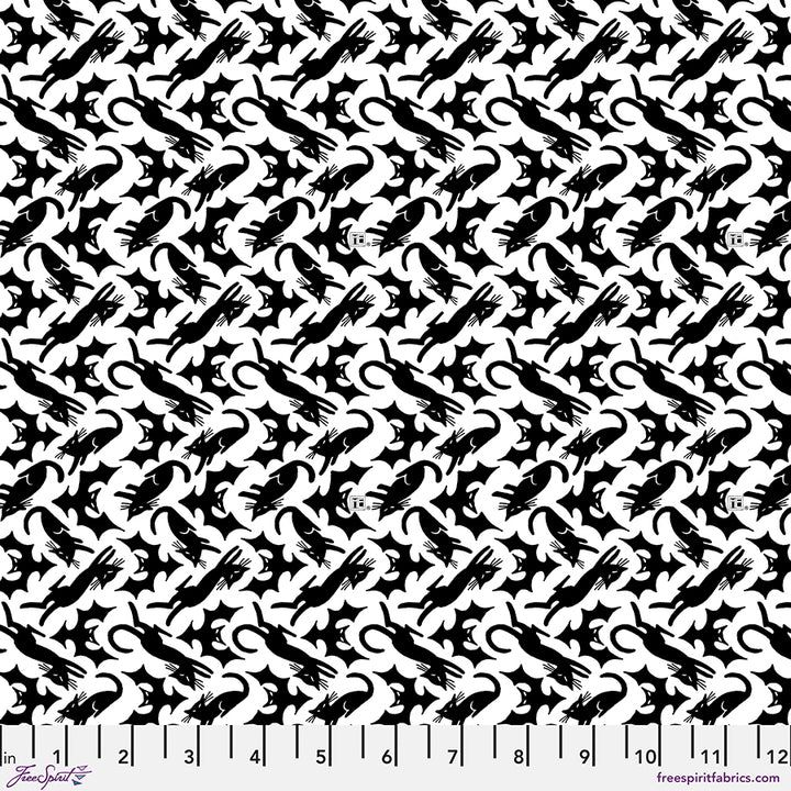 SPOOKY CUTE HALLOWEEN Fat Quarter Bundle by Mary Engelbreit