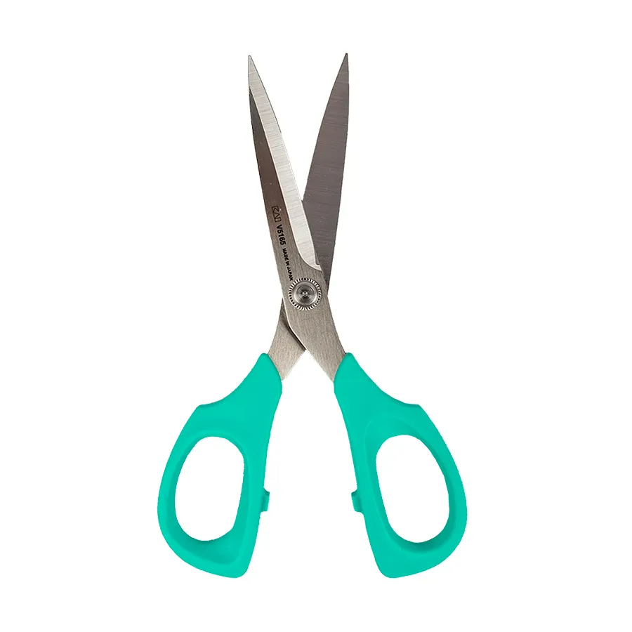 Kai 6.5" Serrated Sewing Scissors with Blade Cover